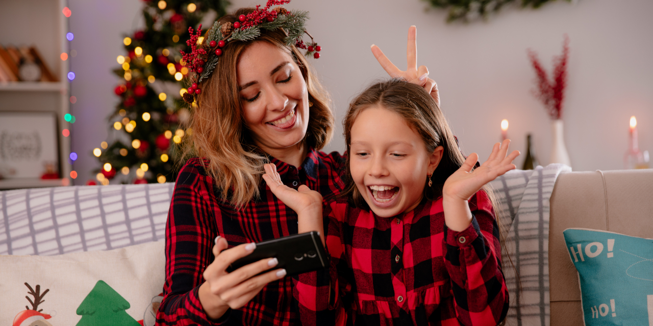 Один из родителей работает в новогоднюю ночь: как не испортить праздник