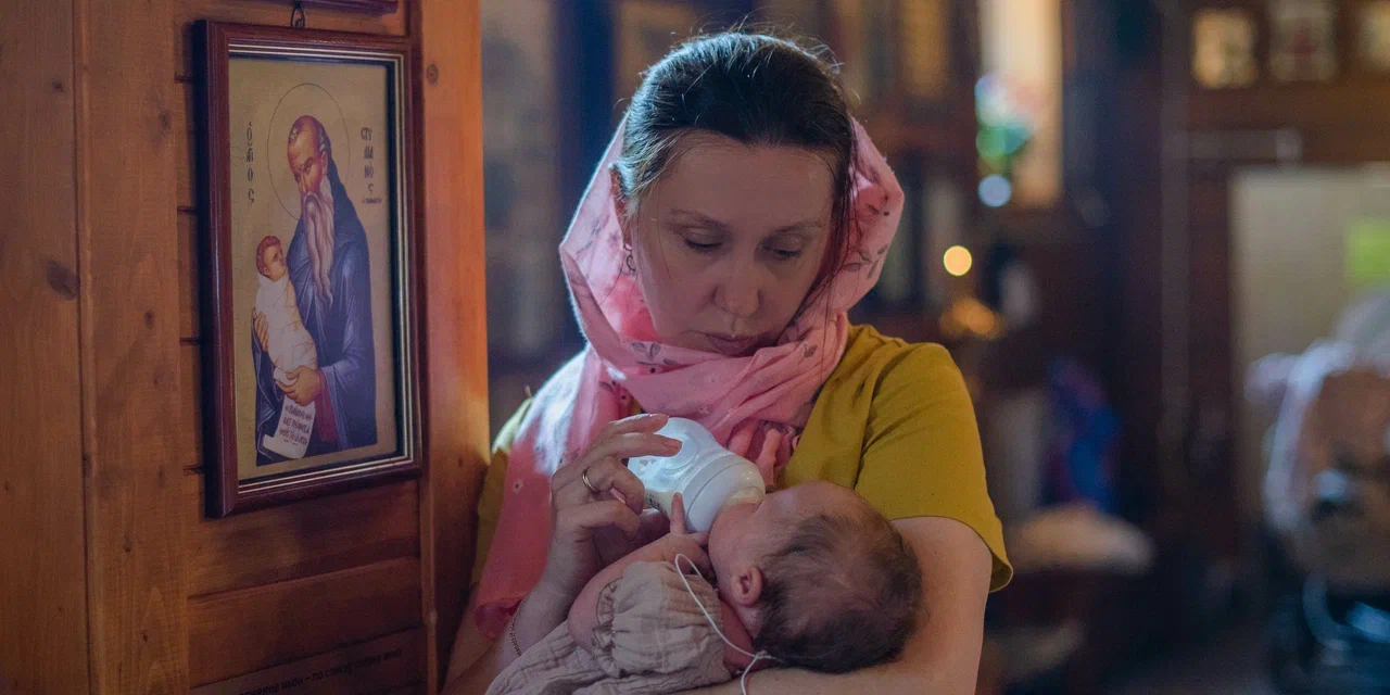 Молитва о здоровье: к кому из святых обращаться, если болеют дети